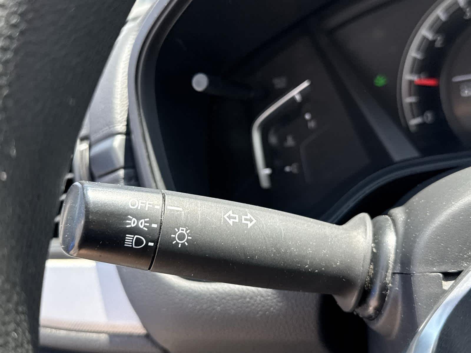 2017 Honda CR-V LX 22