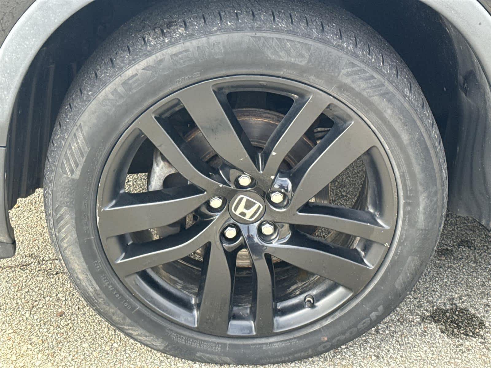 Thumbnail: 2018 Honda Pilot - 12