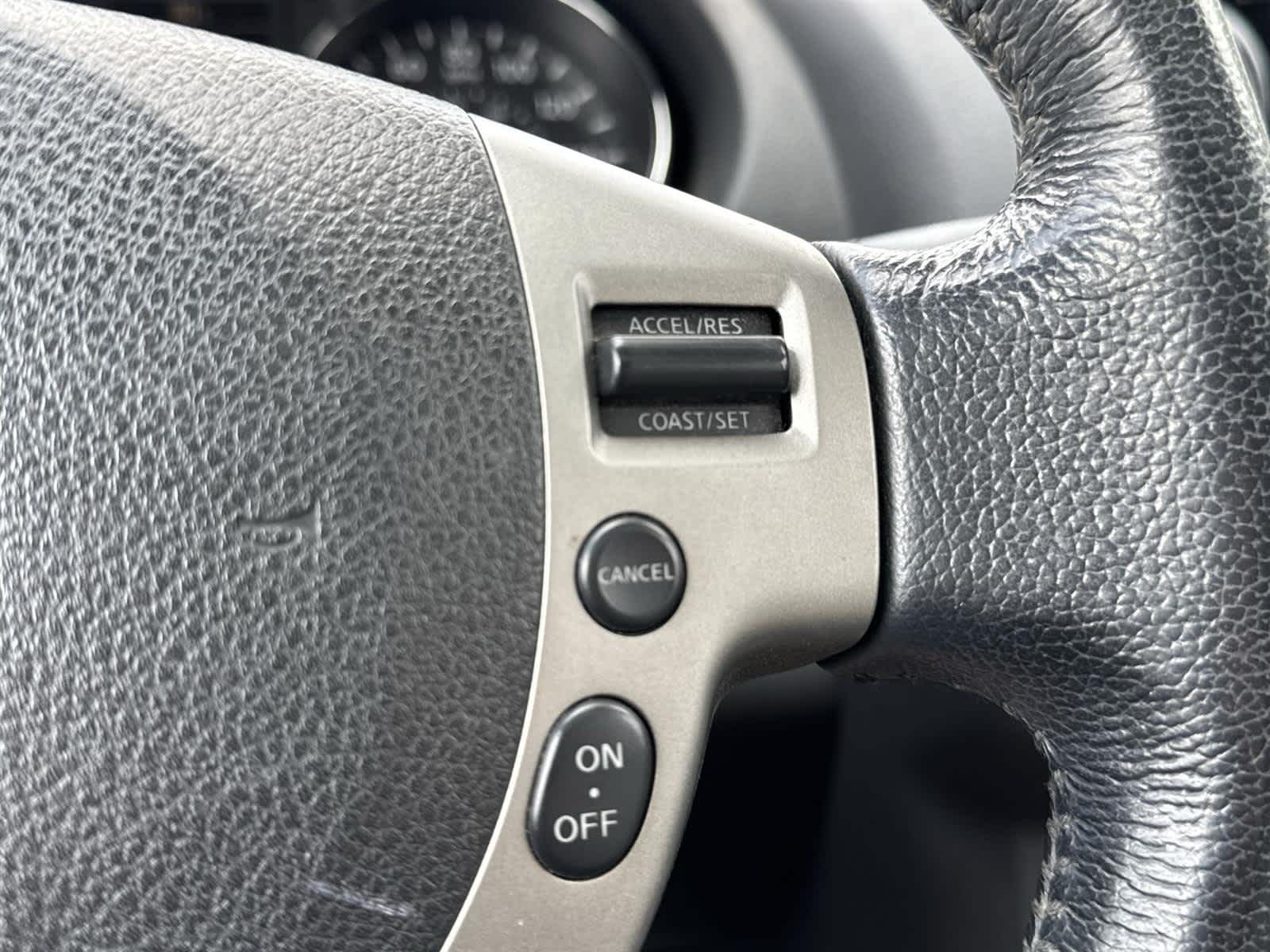 Thumbnail: 2013 Nissan Rogue - 20