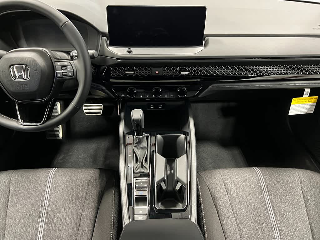 2025 Honda Accord Sport 18