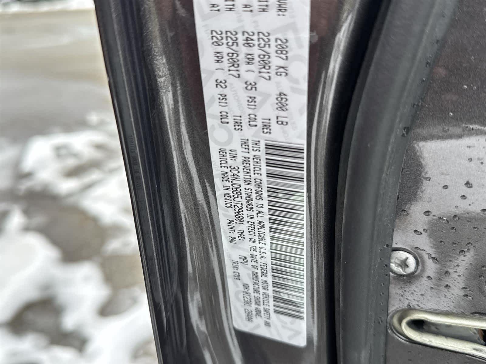 Thumbnail: 2018 Jeep Compass - 32