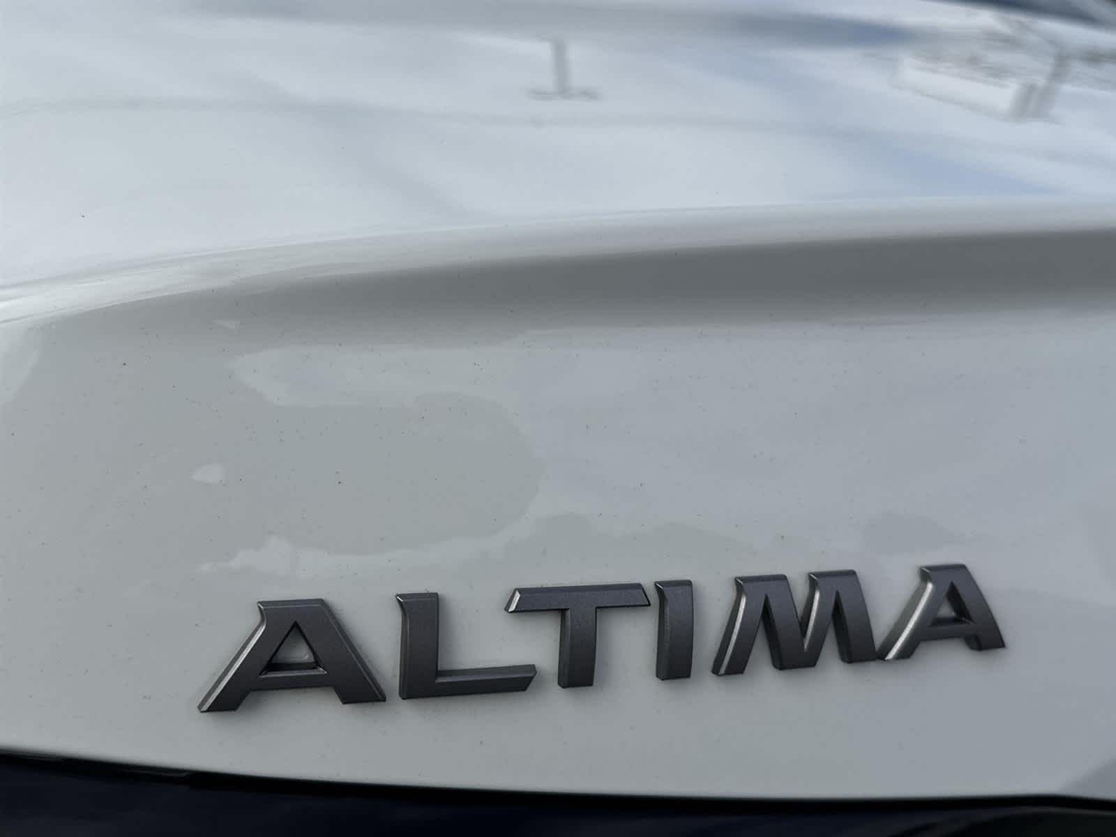 Thumbnail: 2023 Nissan Altima - 8