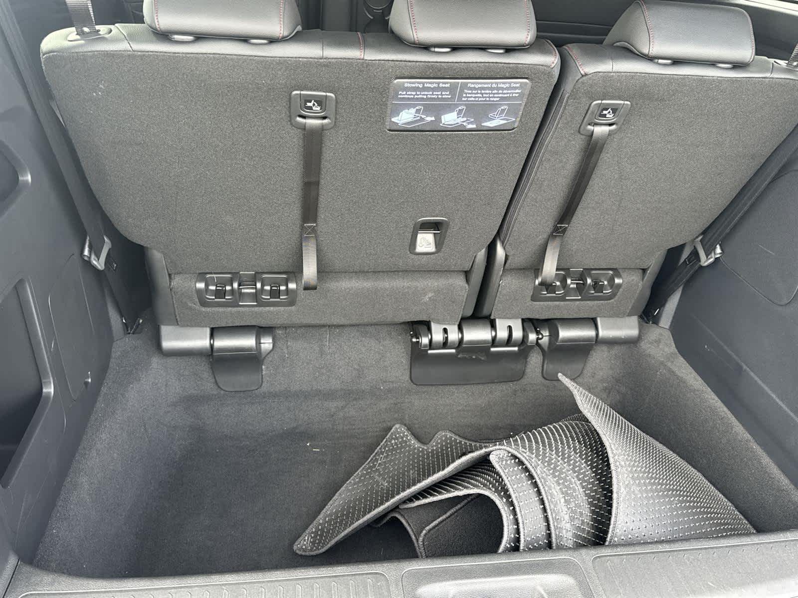 Thumbnail: 2026 Honda Odyssey - 15