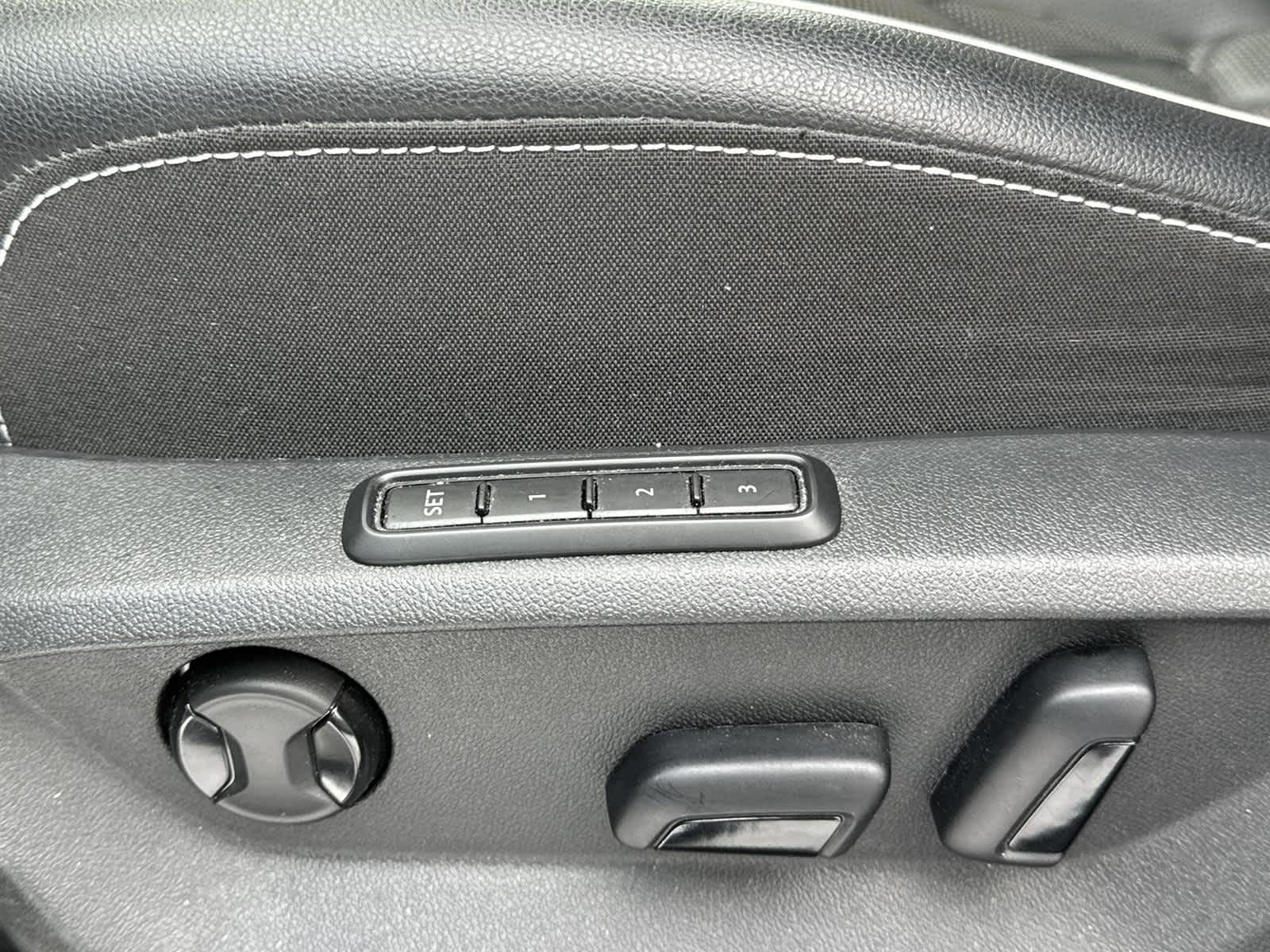 Thumbnail: 2024 Volkswagen Atlas - 13