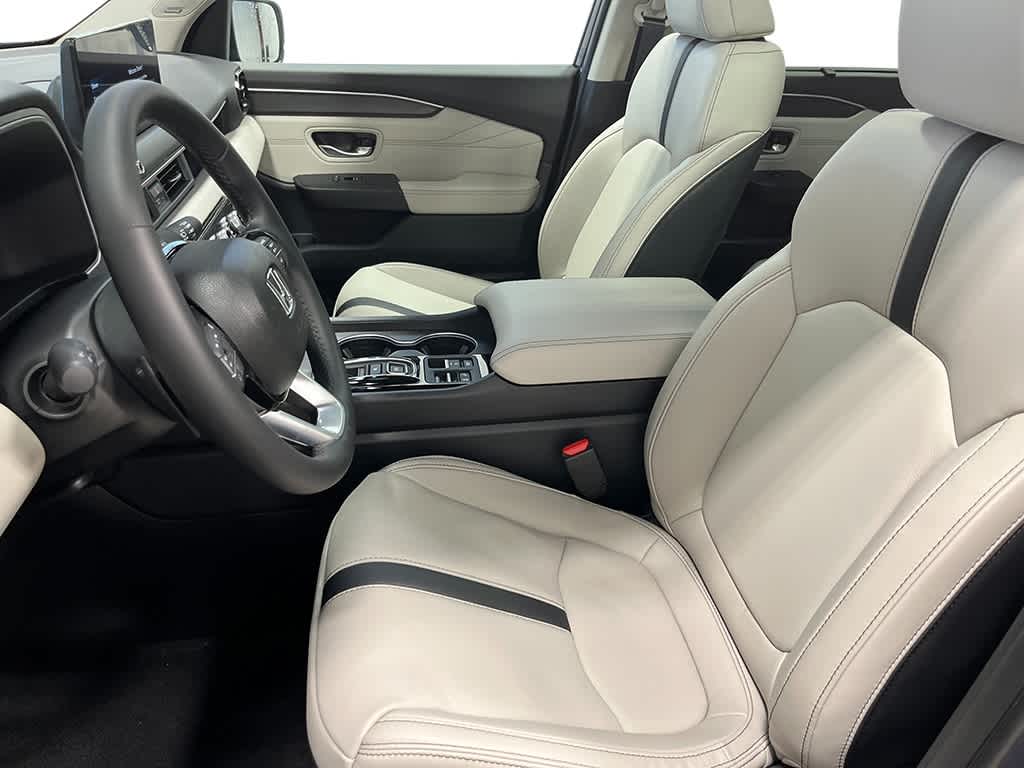 Thumbnail: 2026 Honda Pilot - 15