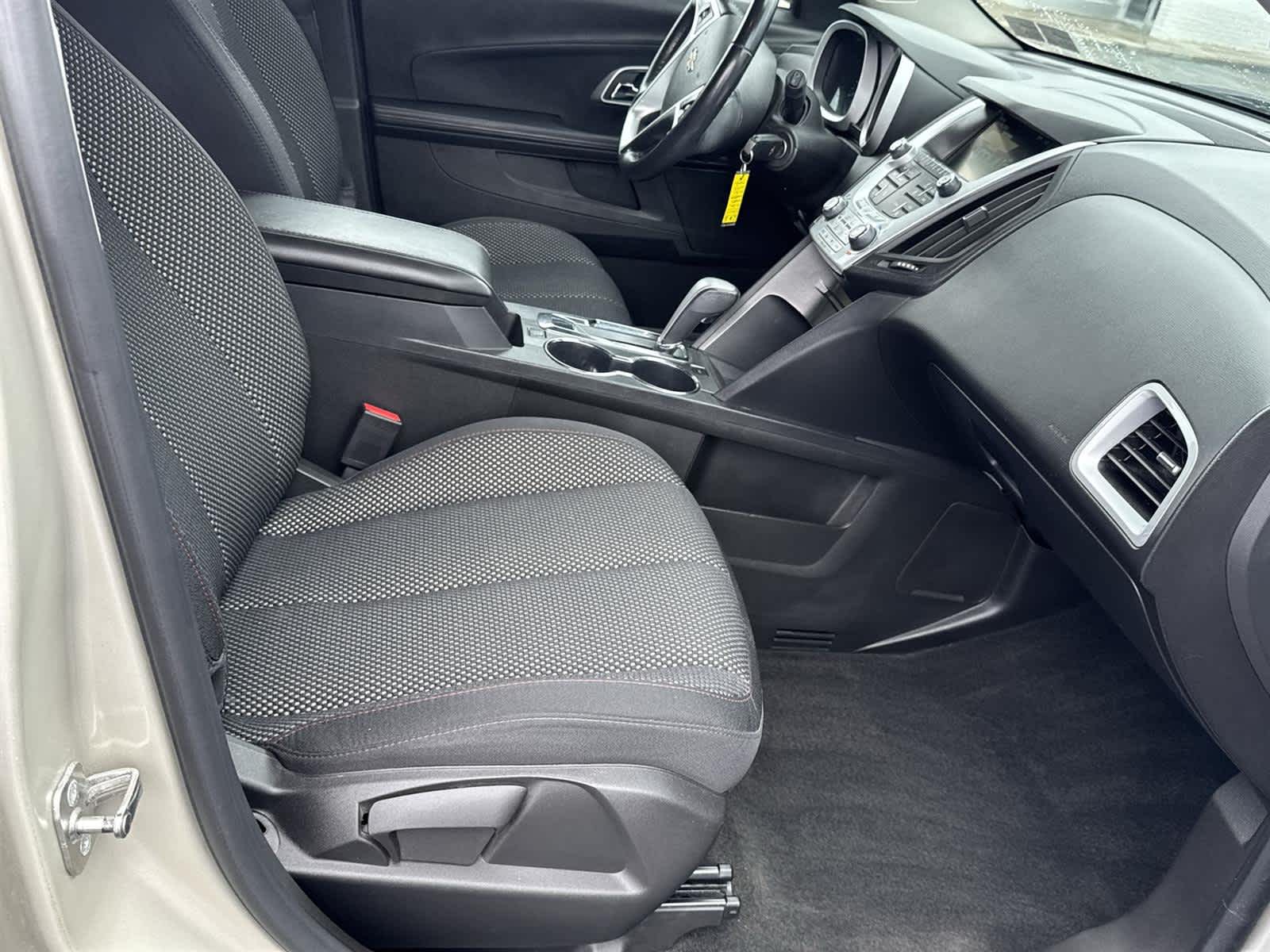 Thumbnail: 2014 Chevrolet Equinox - 17