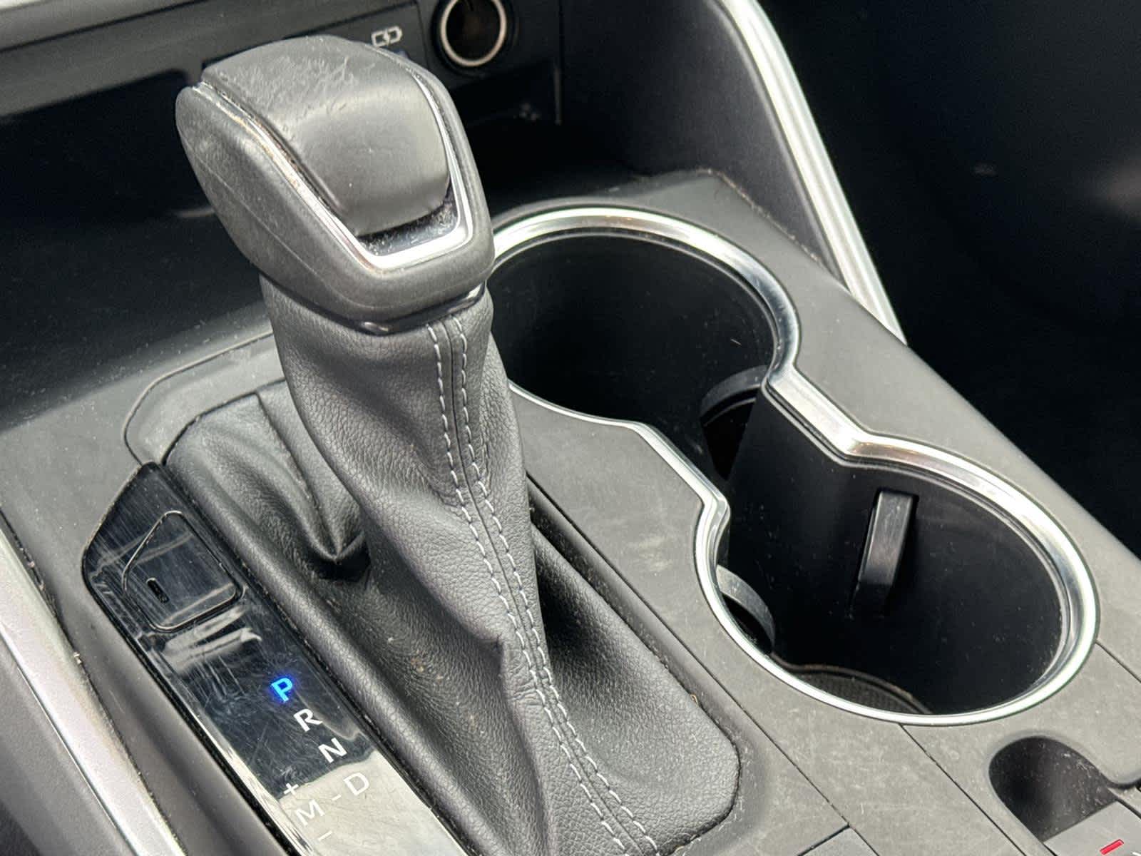 Thumbnail: 2022 Toyota Highlander - 26