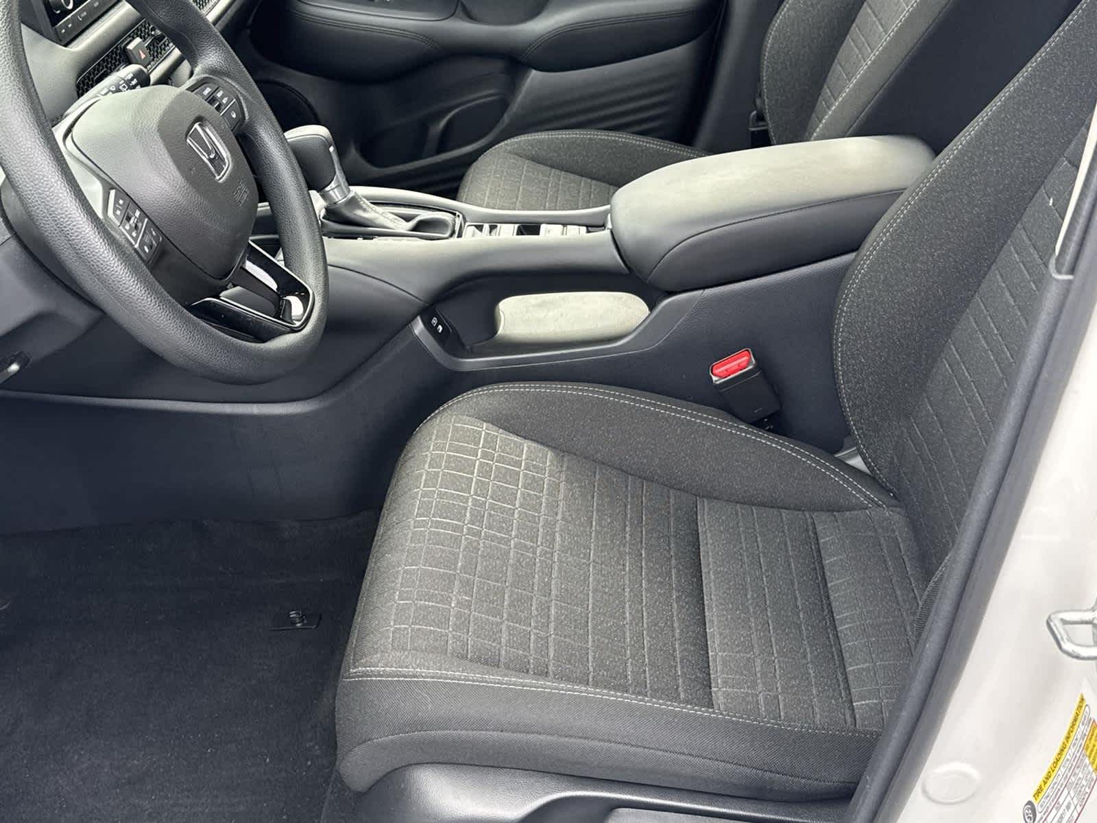 Thumbnail: 2025 Honda HR-V - 13