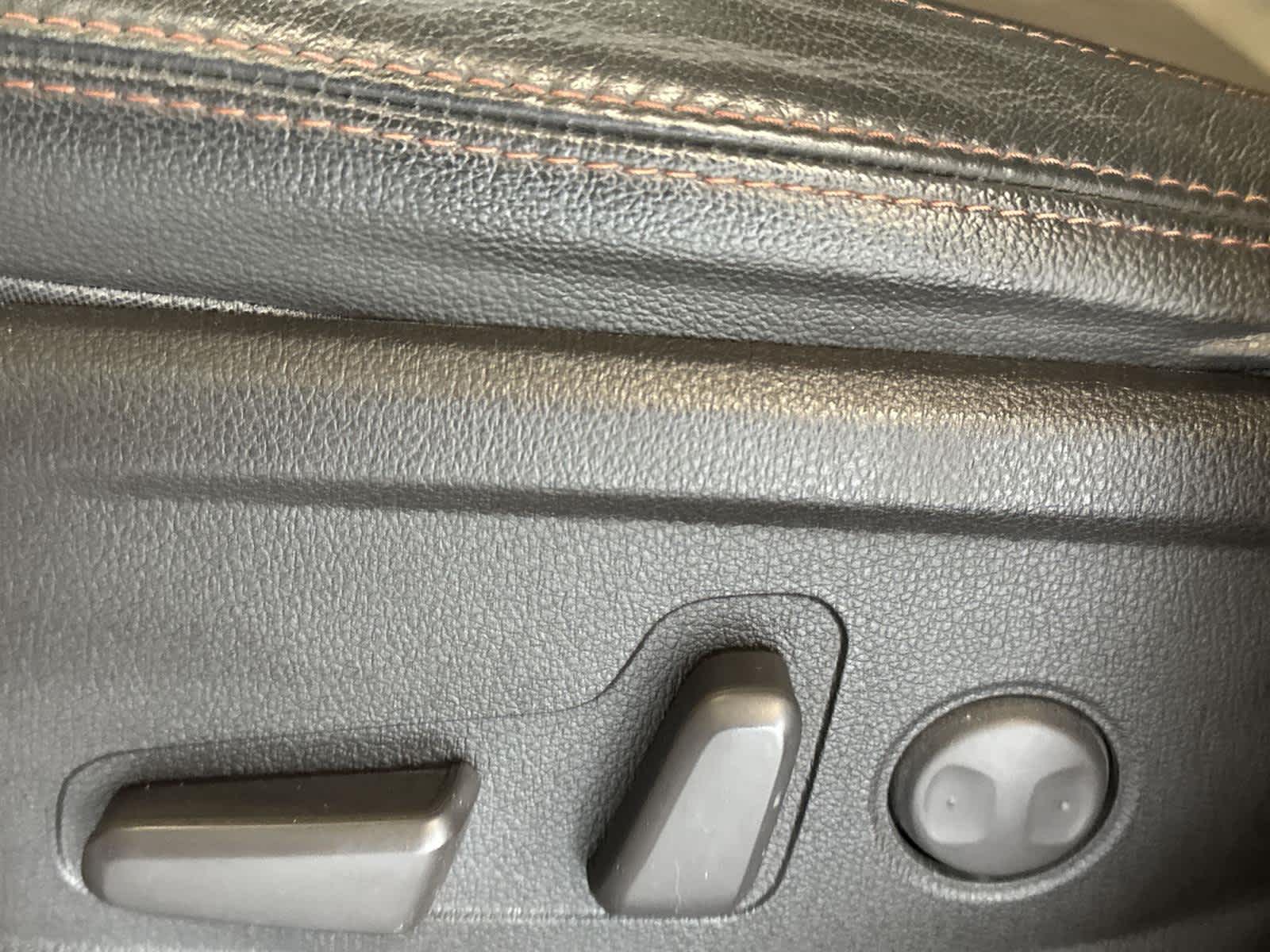 Thumbnail: 2019 Hyundai Santa Fe - 14