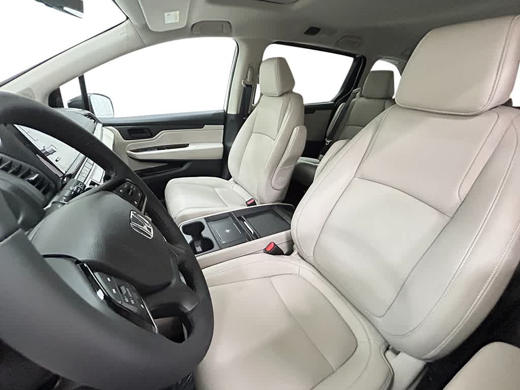 Thumbnail: 2026 Honda Odyssey - 9