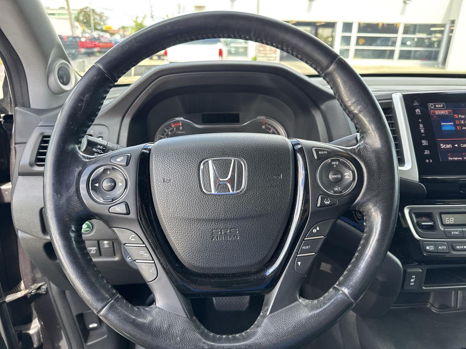Thumbnail: 2017 Honda Ridgeline - 18