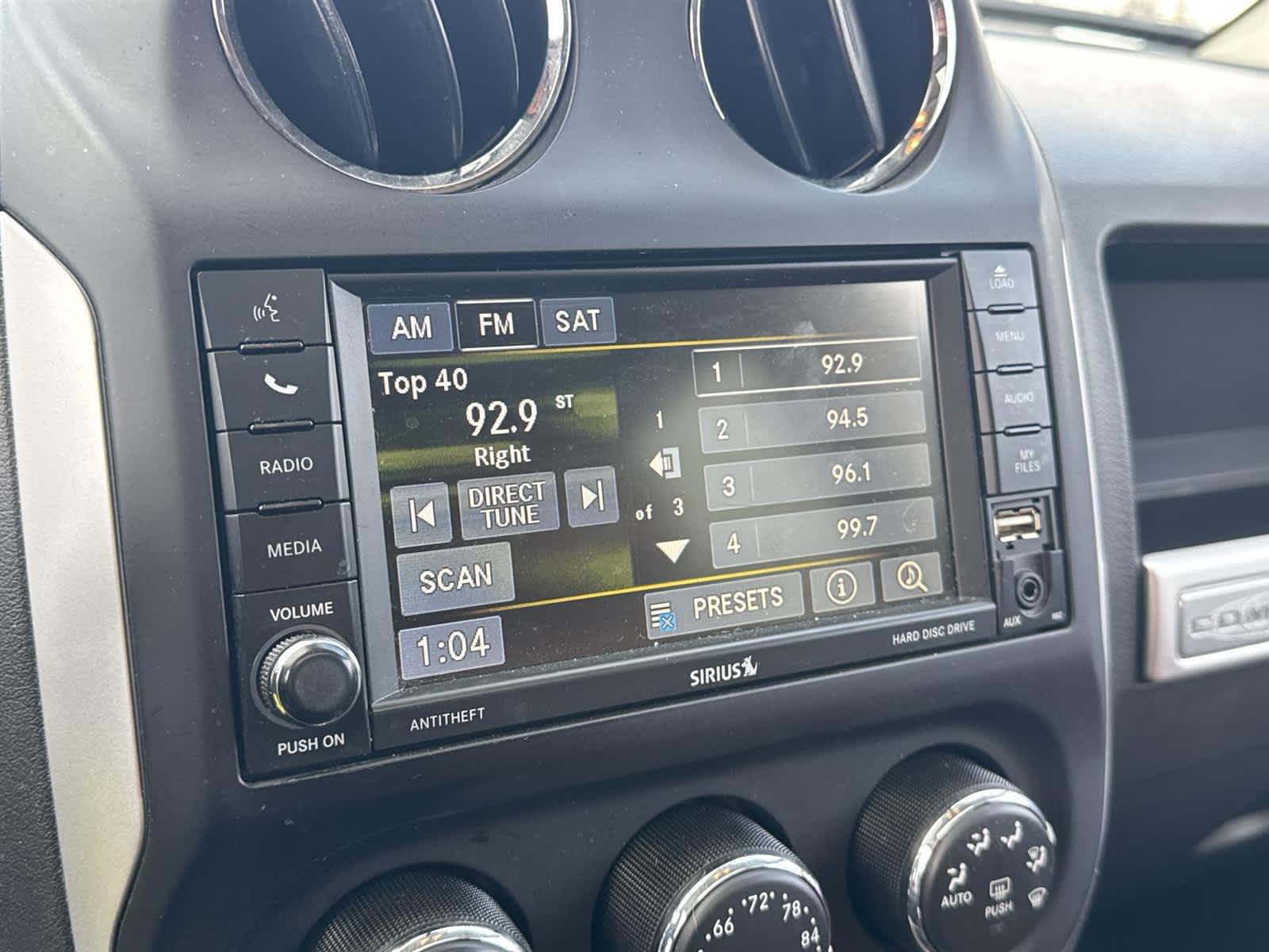 Thumbnail: 2016 Jeep Compass - 26