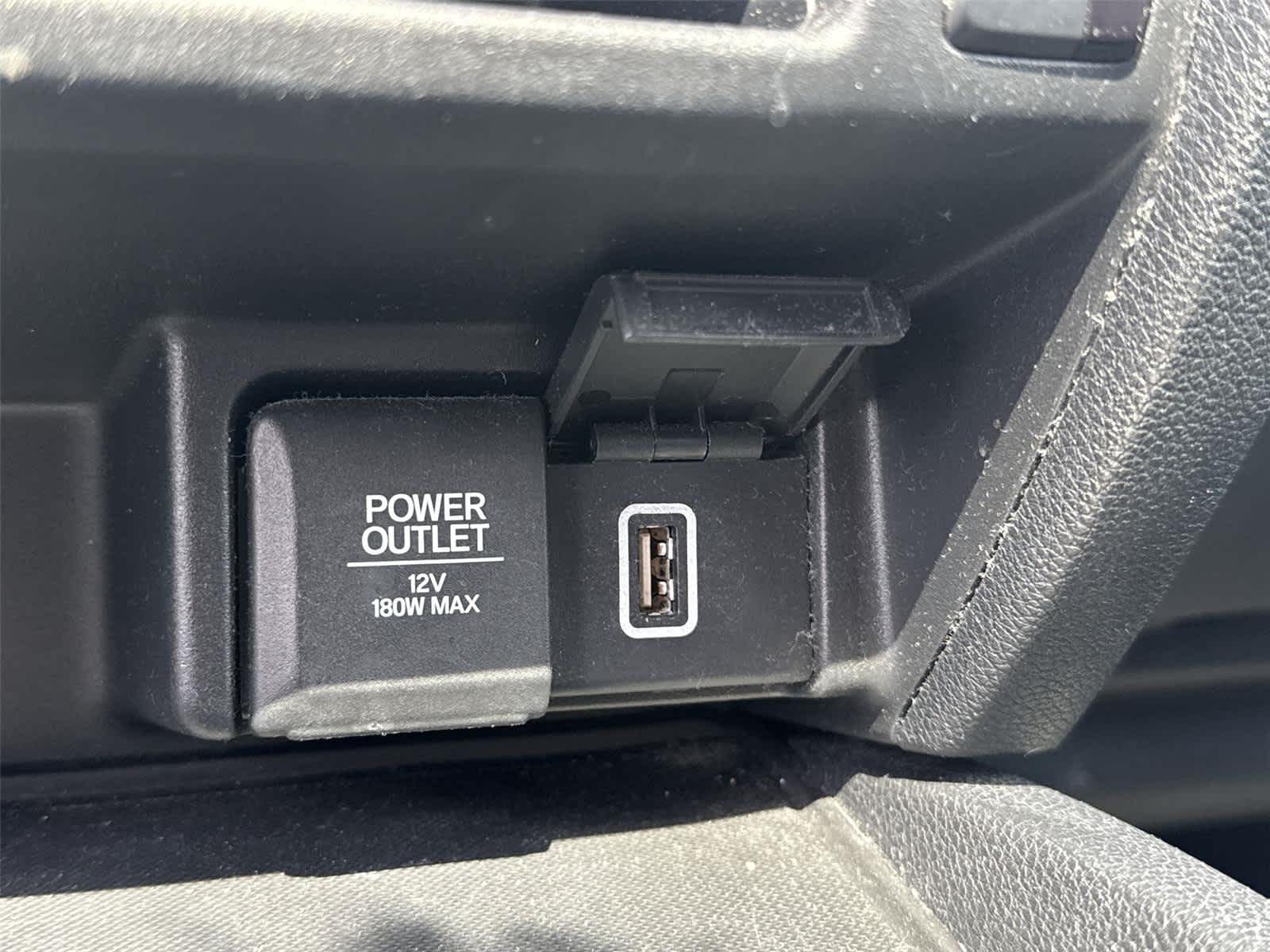 Thumbnail: 2020 Honda Pilot - 25