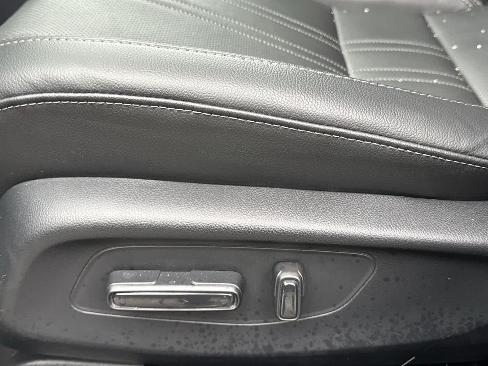 Thumbnail: 2025 Honda HR-V - 12