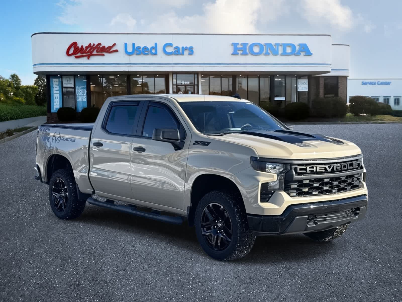 Thumbnail: 2022 Chevrolet Silverado 1500 - 7