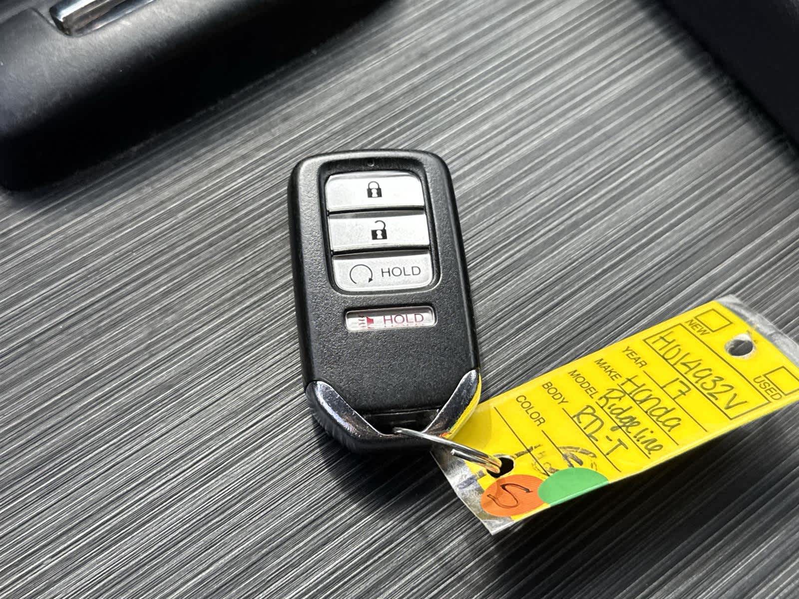 Thumbnail: 2017 Honda Ridgeline - 33