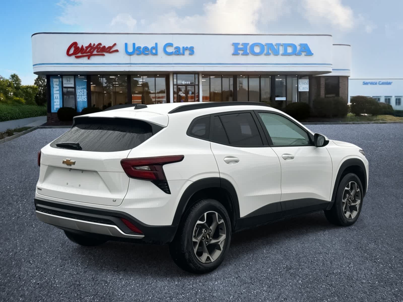 Thumbnail: 2024 Chevrolet Trax - 5