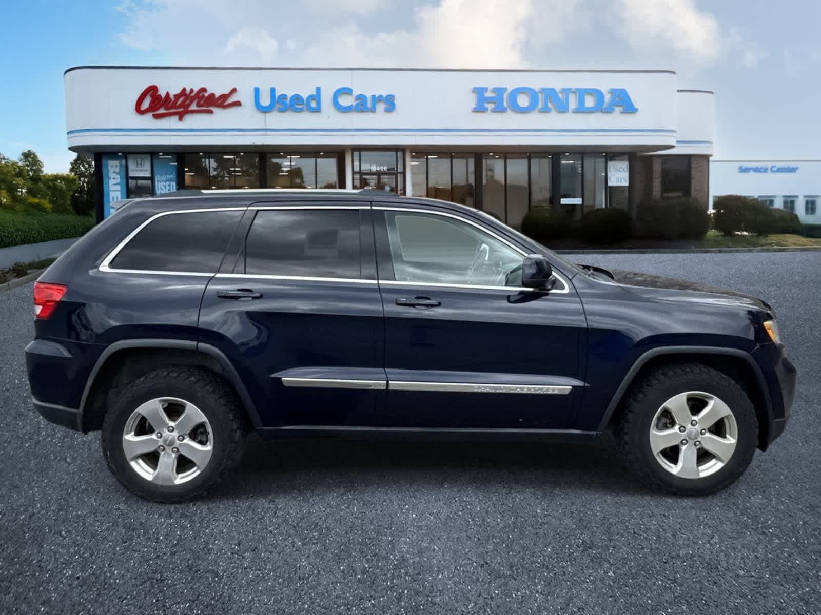 Thumbnail: 2013 Jeep Grand Cherokee - 7