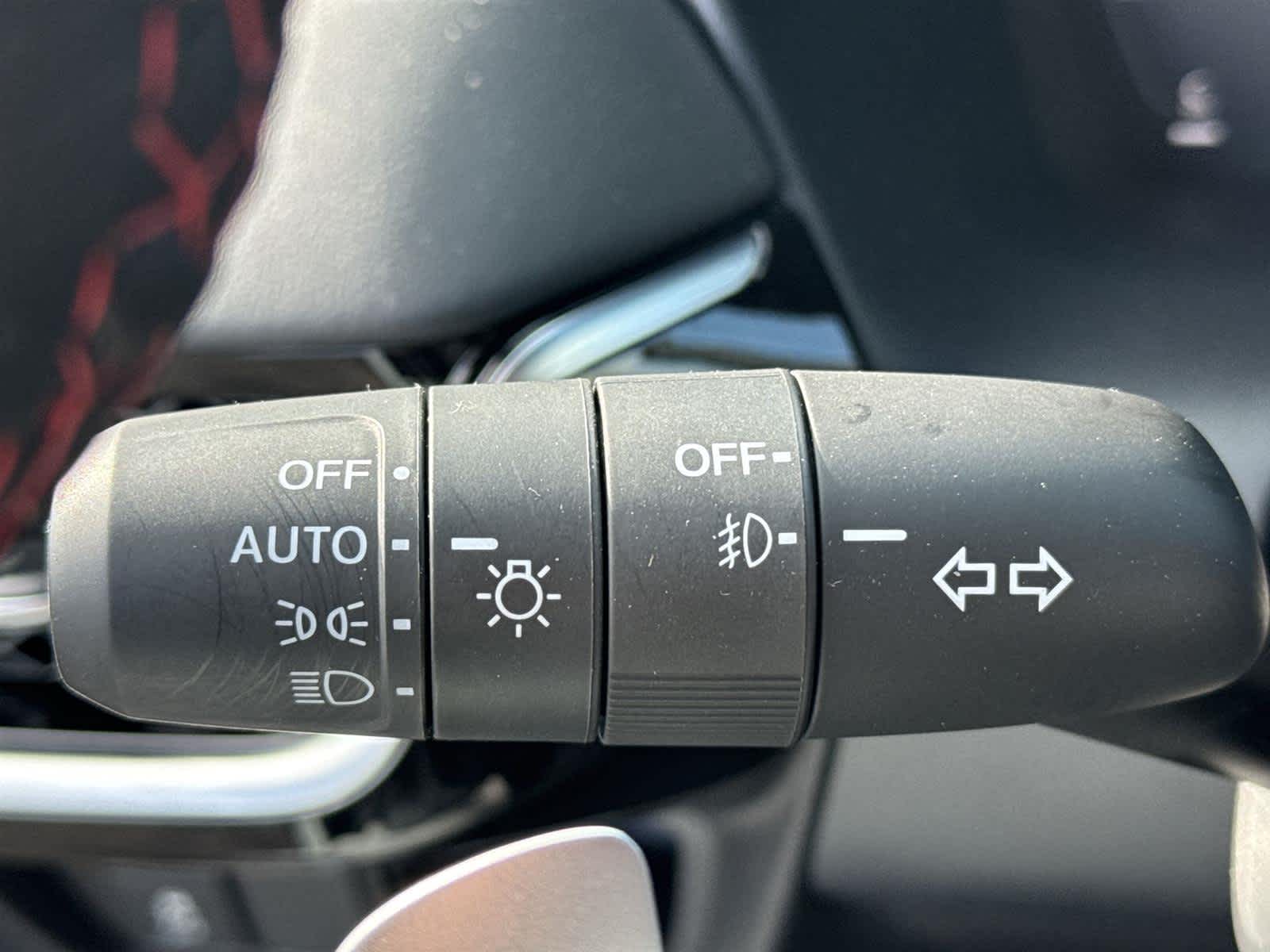 Thumbnail: 2025 Acura ADX - 22