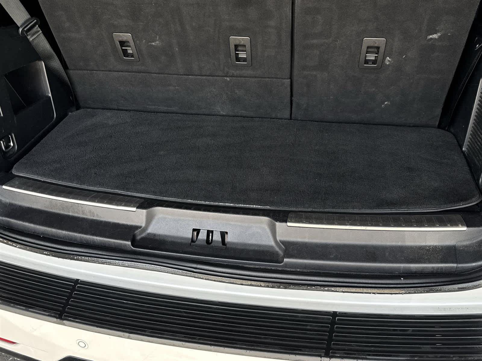 Thumbnail: 2019 Lincoln Navigator - 16