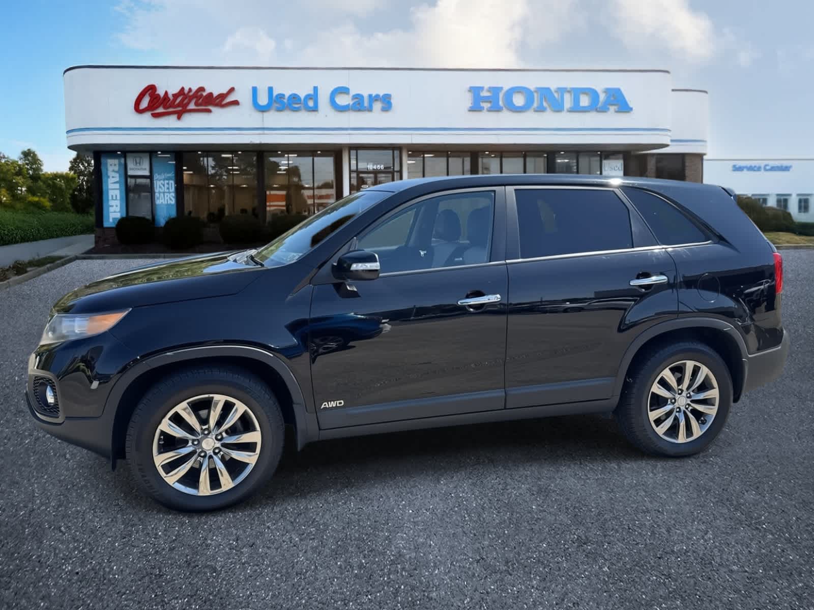 Thumbnail: 2011 Kia Sorento - 2