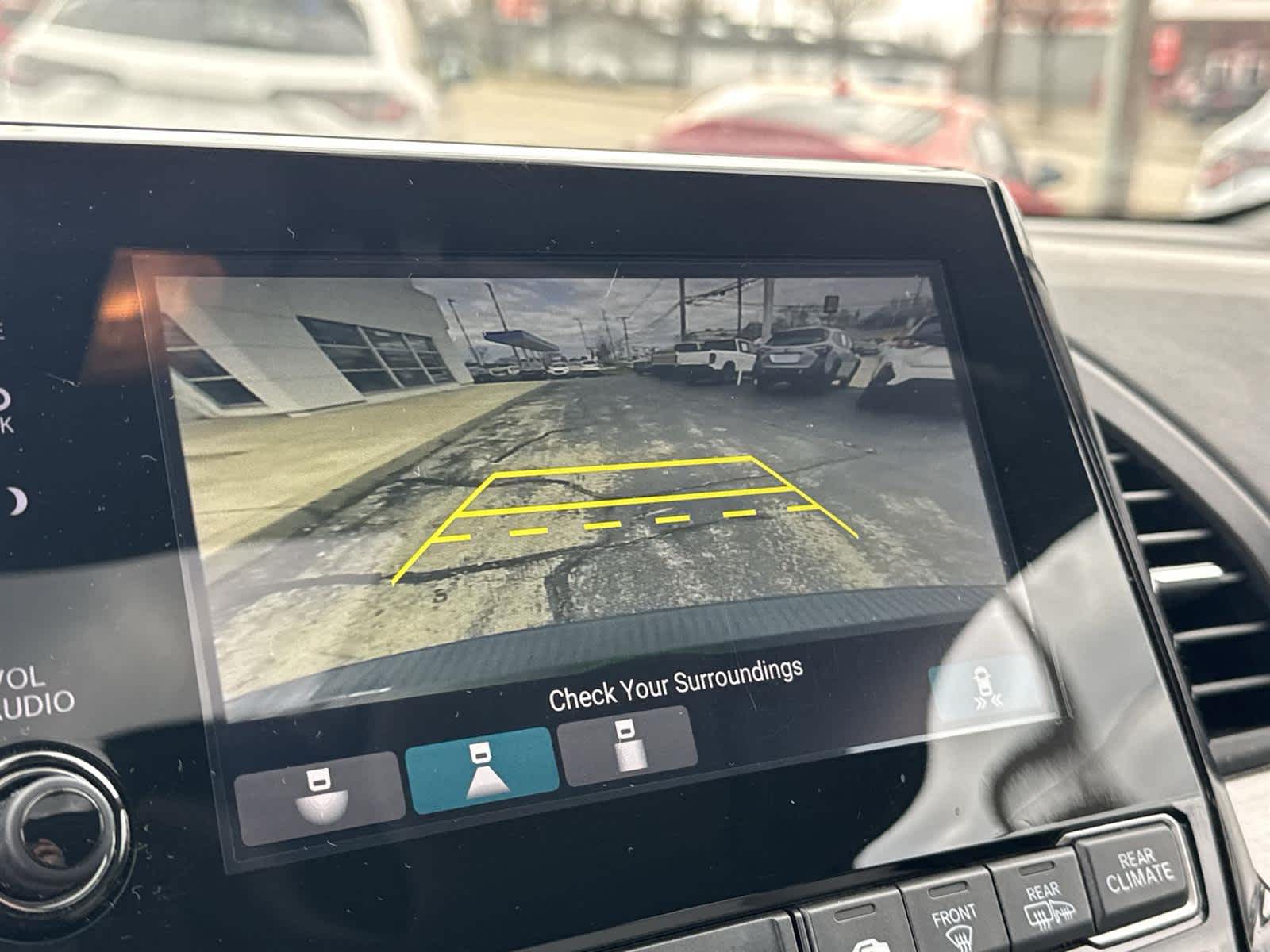 Thumbnail: 2022 Honda Odyssey - 23