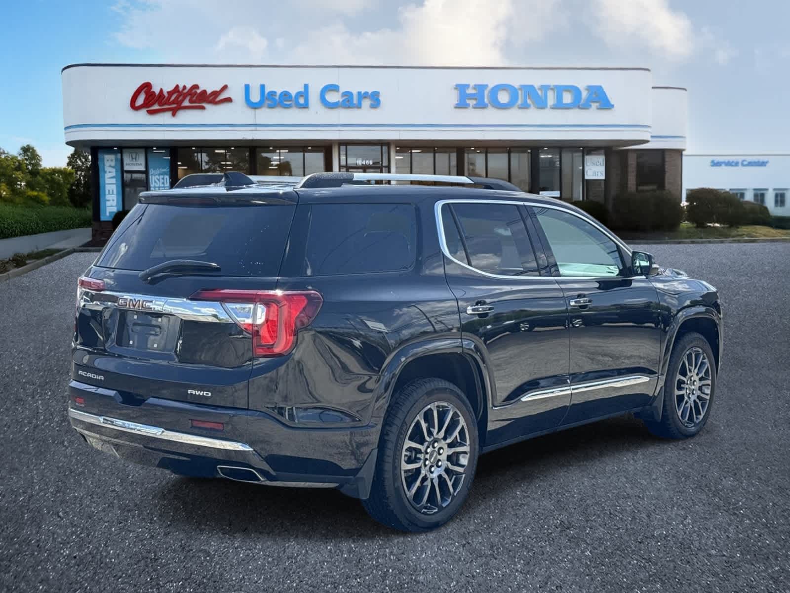 Thumbnail: 2023 GMC Acadia - 5