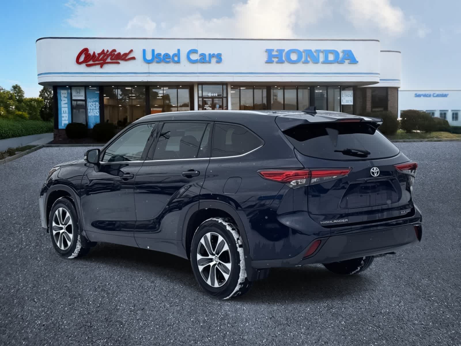 Thumbnail: 2020 Toyota Highlander - 3