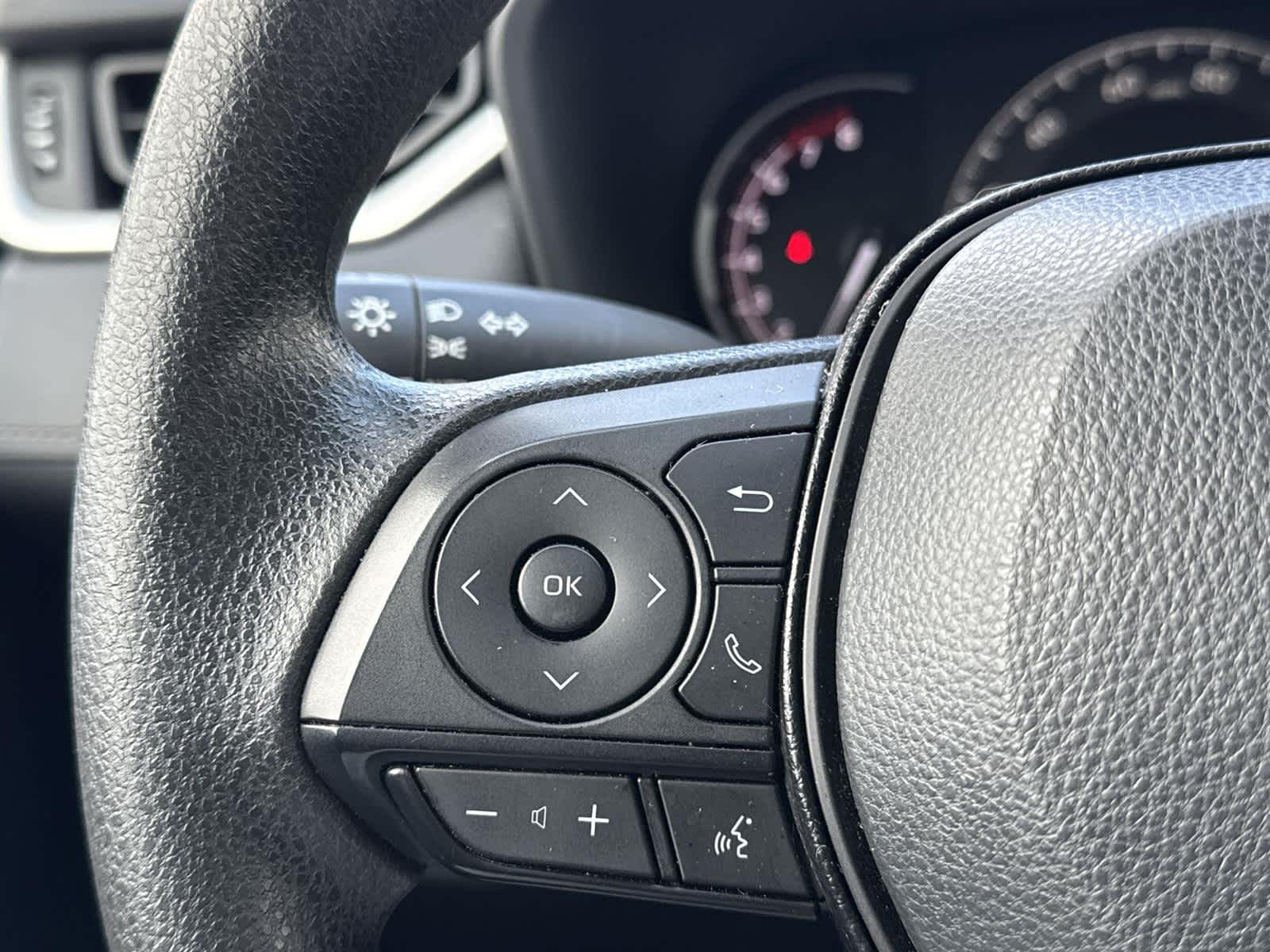 Thumbnail: 2024 Toyota RAV4 - 19