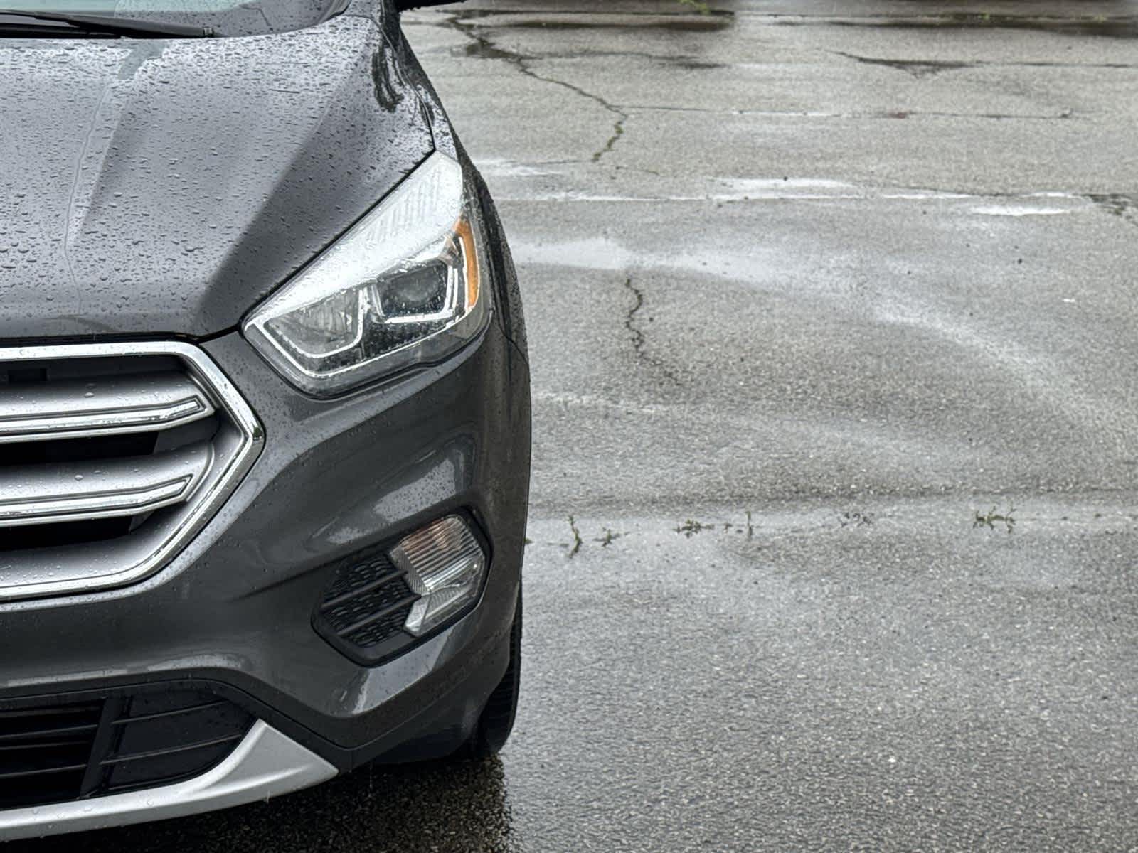 2017 Ford Escape SE 9