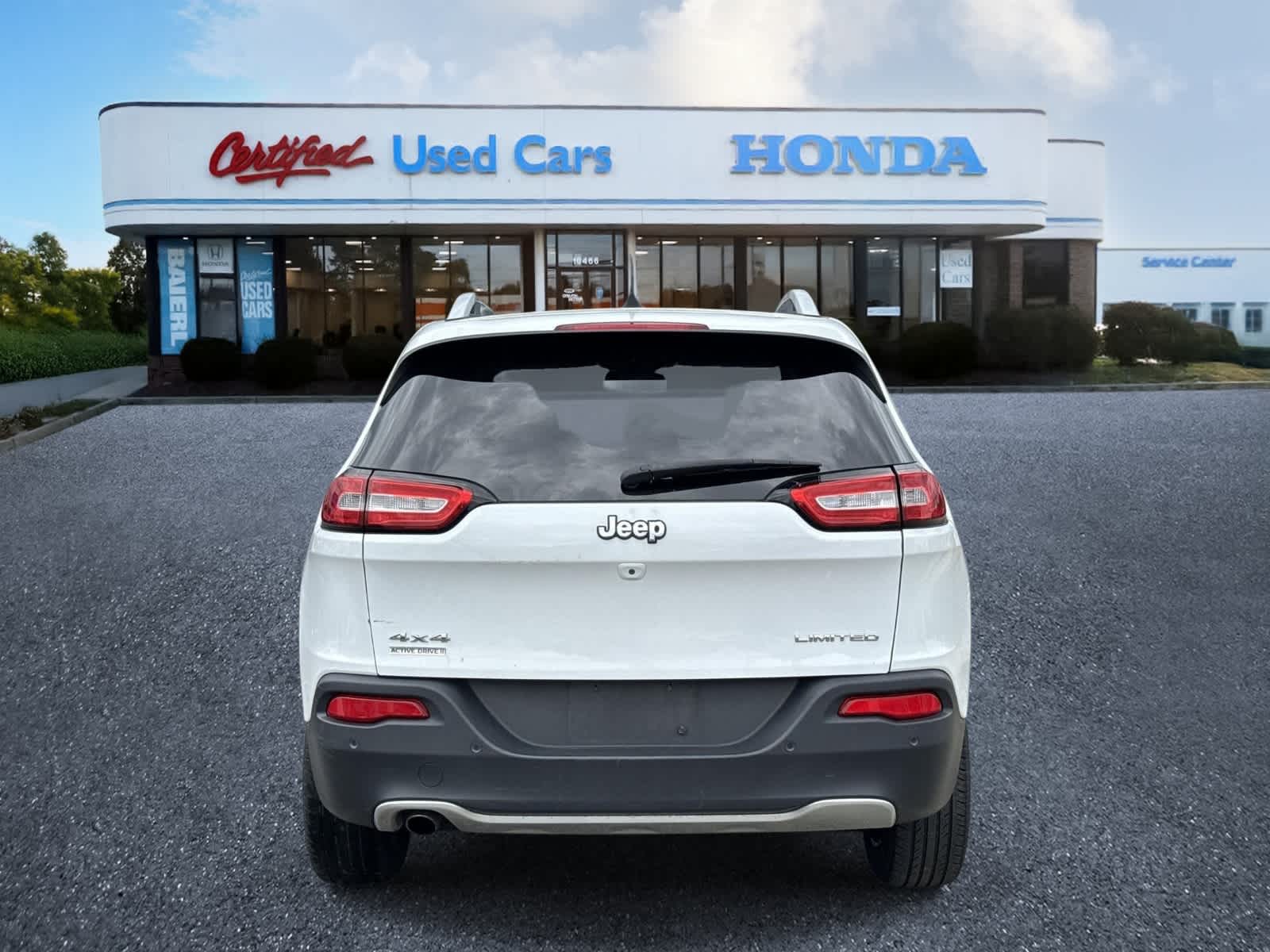Thumbnail: 2018 Jeep Cherokee - 4