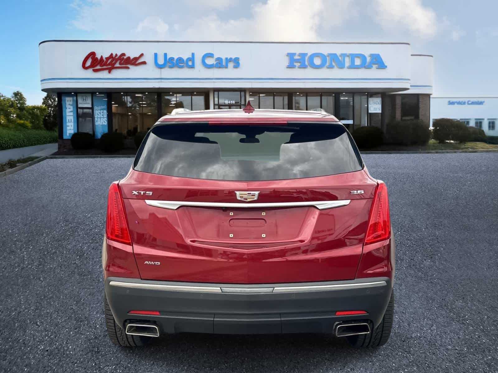Thumbnail: 2019 Cadillac XT5 - 4