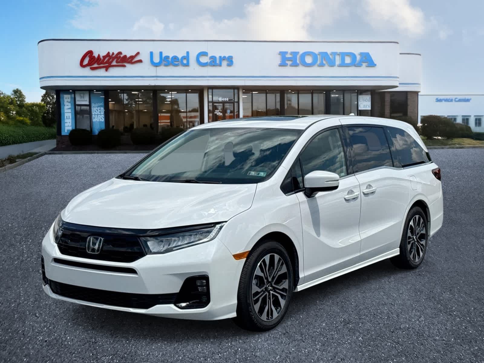 2026 Honda Odyssey Elite's photo