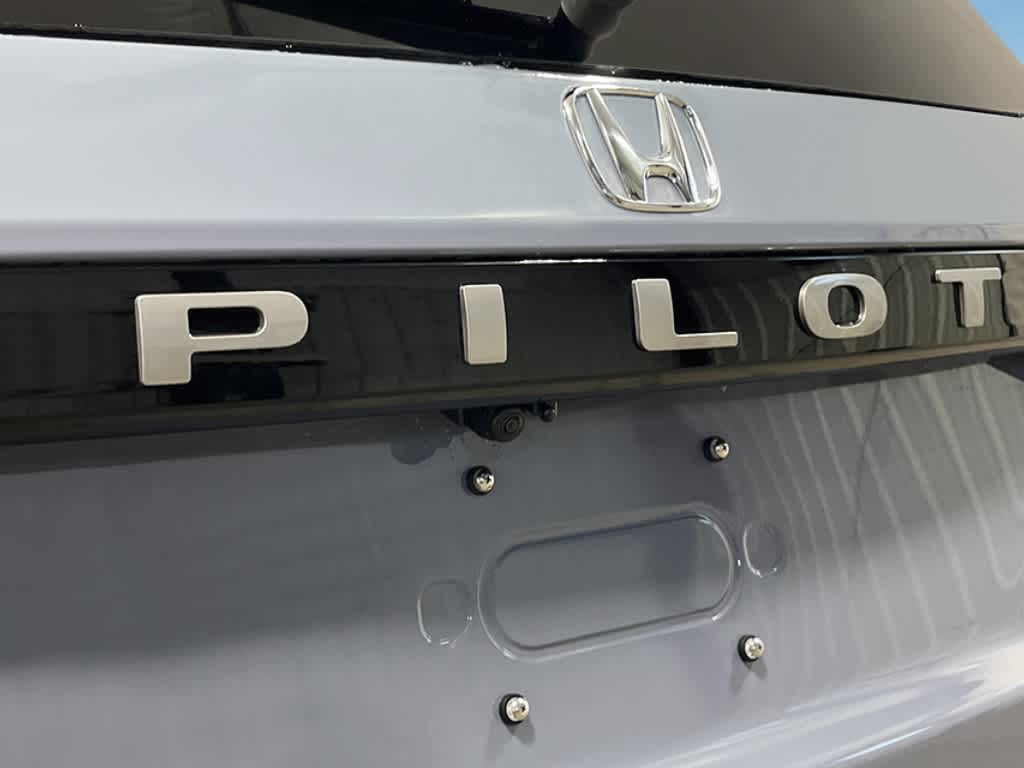 Thumbnail: 2026 Honda Pilot - 7