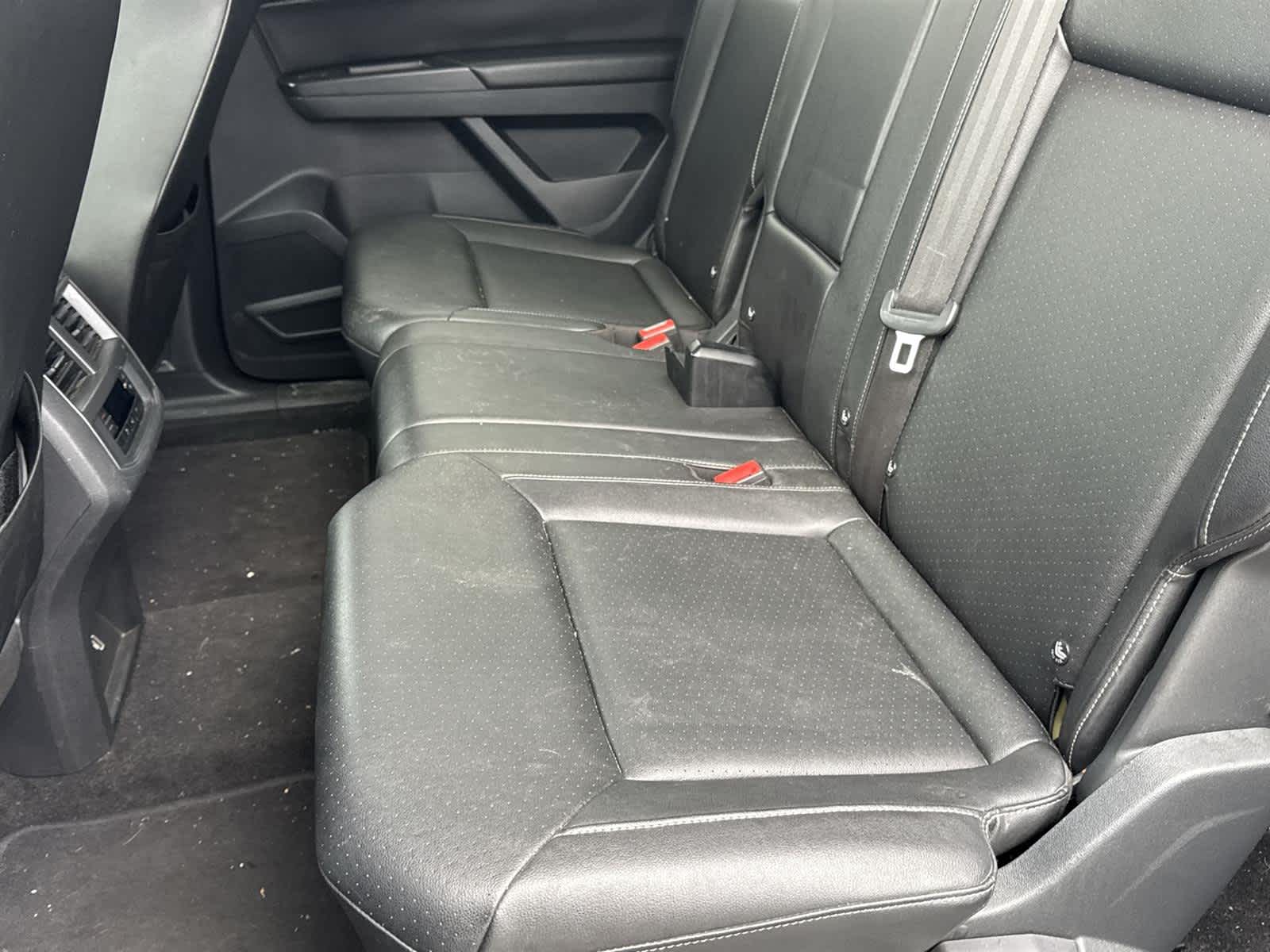 Thumbnail: 2018 Volkswagen Atlas - 14