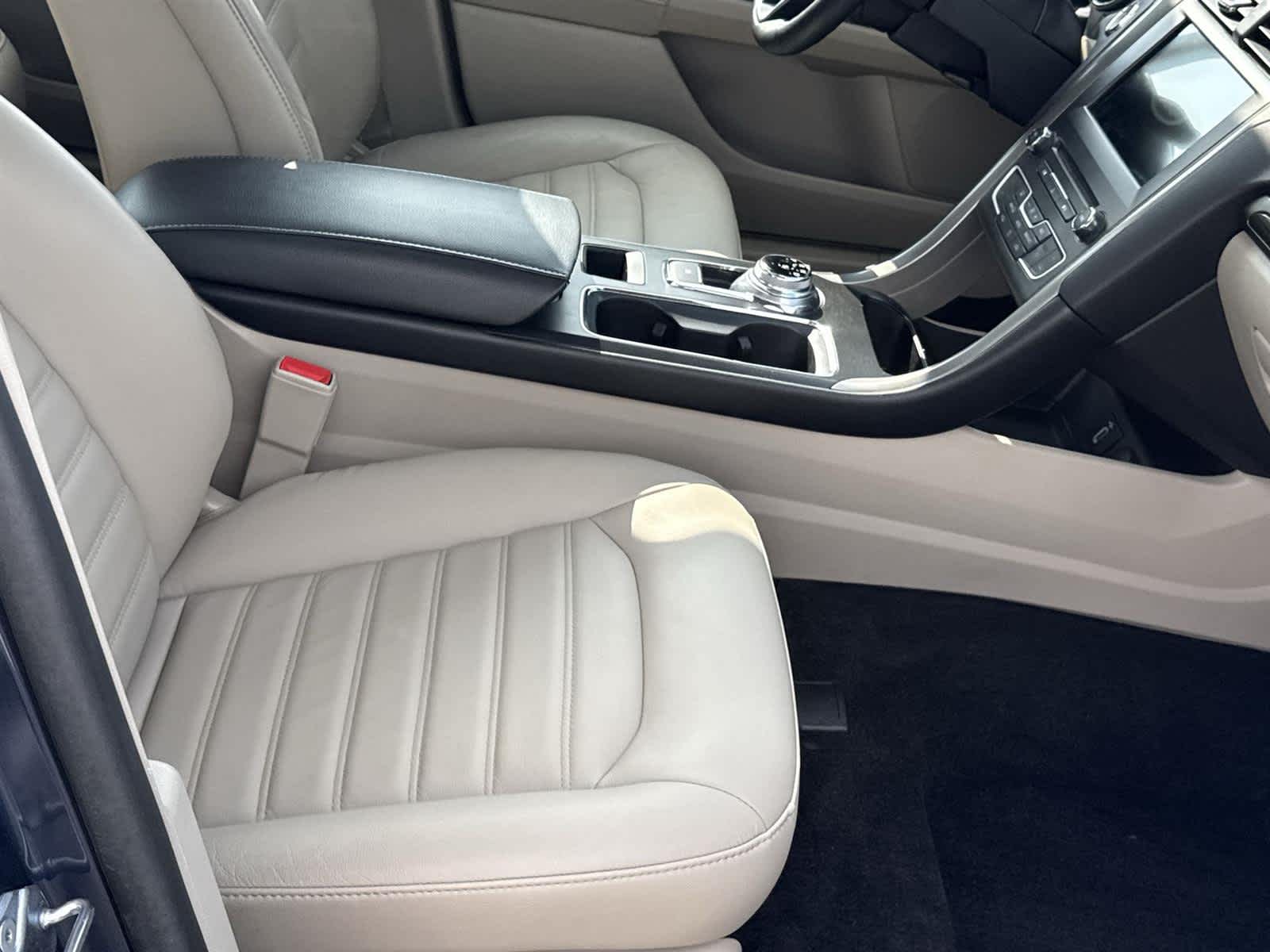 Thumbnail: 2018 Ford Fusion - 19