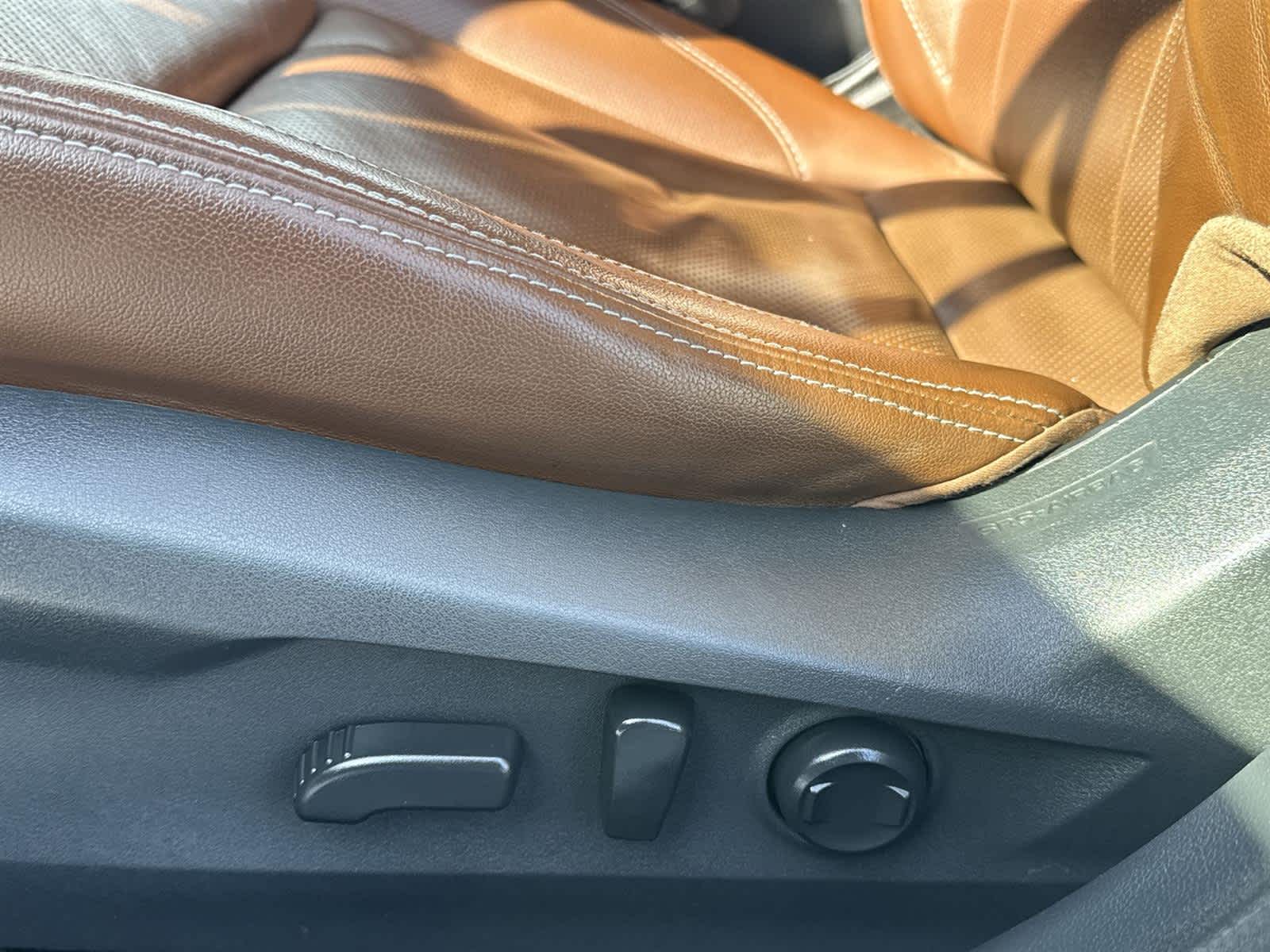 Thumbnail: 2020 Subaru Outback - 12