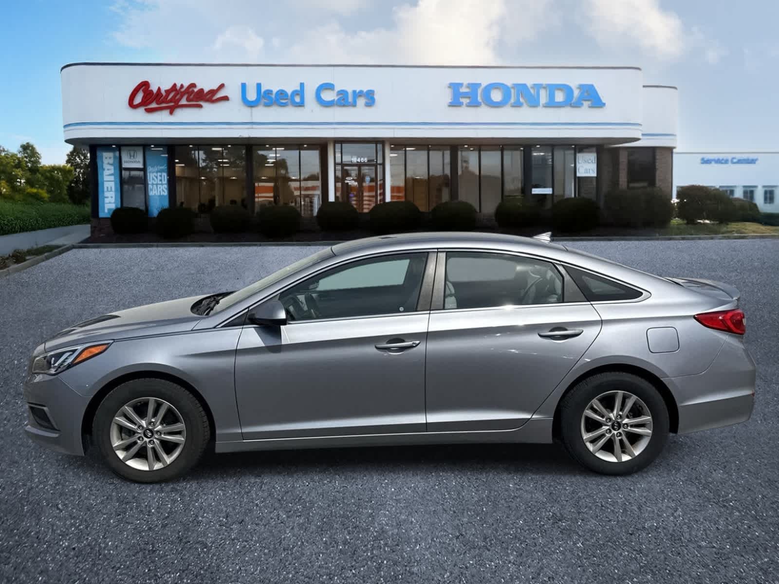 Used 2016 Hyundai Sonata SE with VIN 5NPE24AF4GH357995 for sale in Wexford, PA