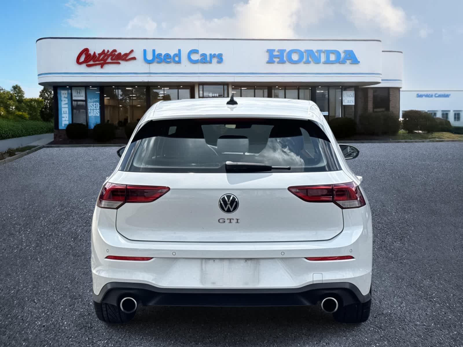 Thumbnail: 2022 Volkswagen Golf - 4