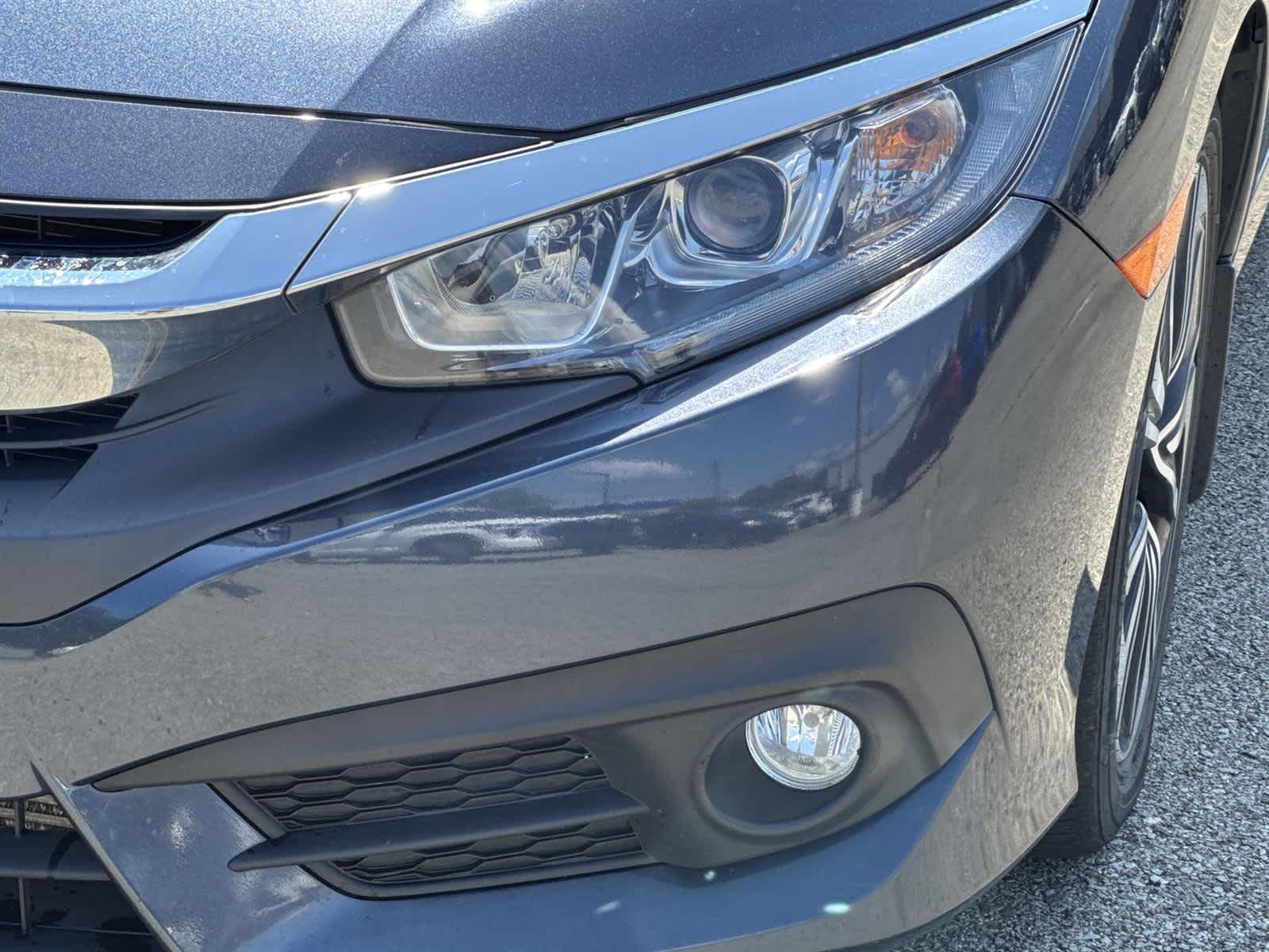 Thumbnail: 2016 Honda Civic - 9