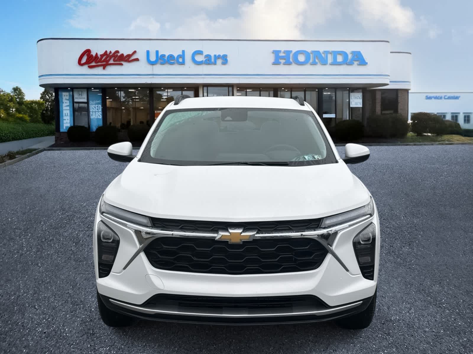 Thumbnail: 2024 Chevrolet Trax - 8