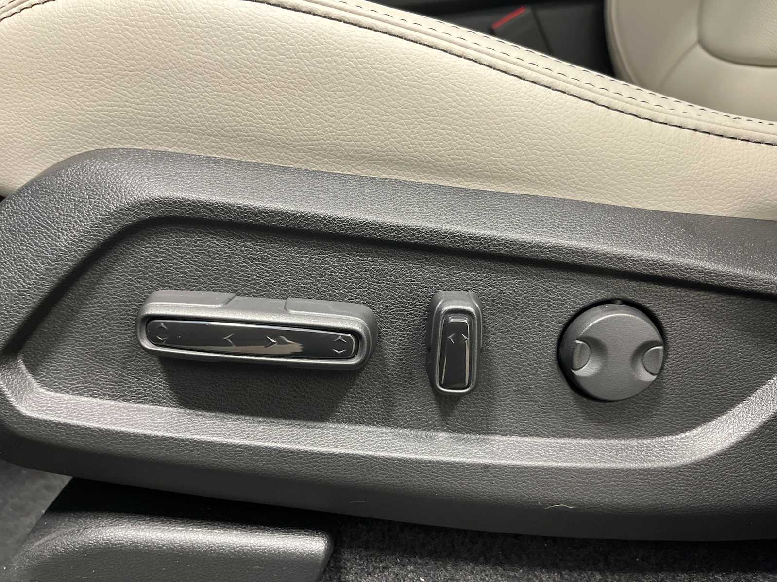 Thumbnail: 2026 Honda Pilot - 14