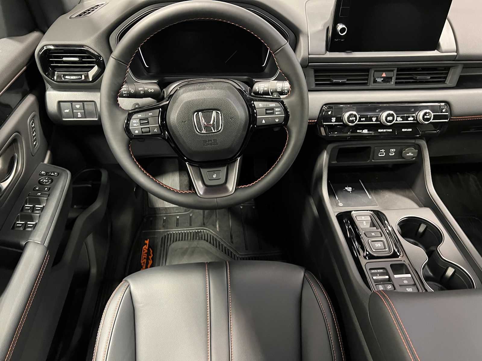 Thumbnail: 2025 Honda Pilot - 15