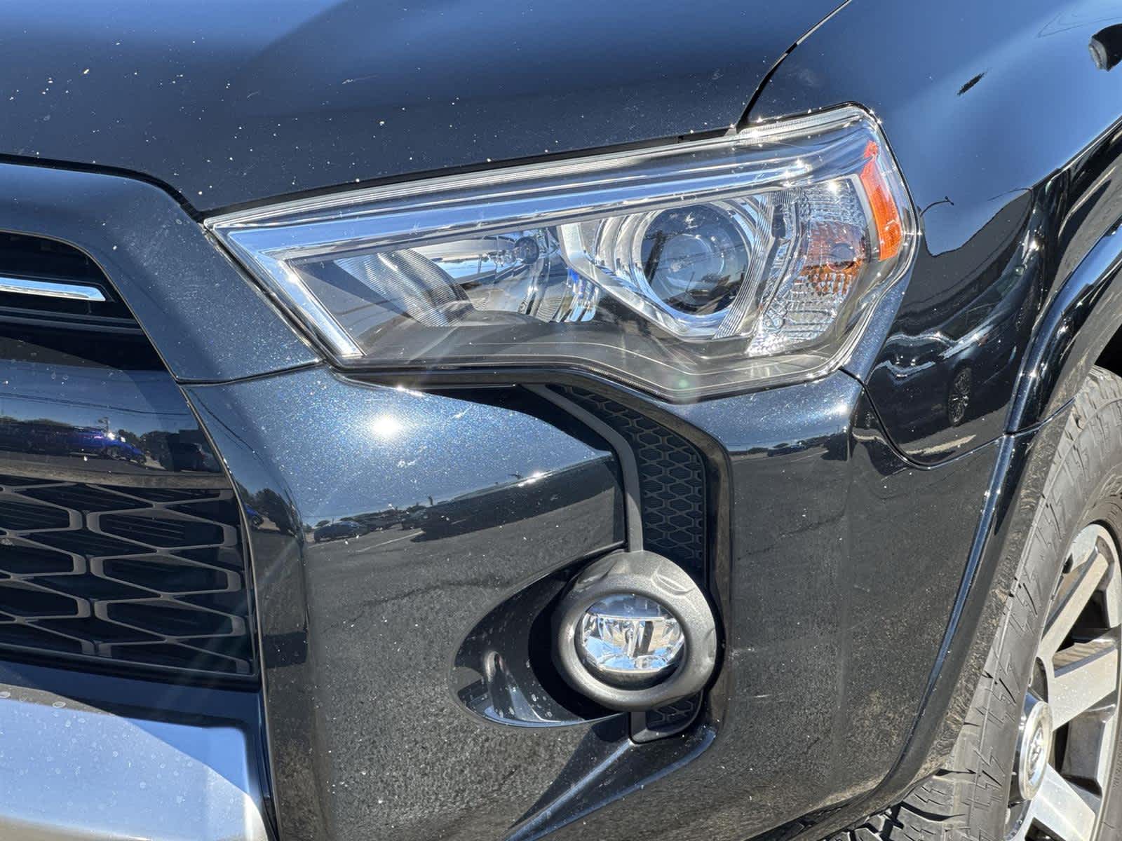 Thumbnail: 2023 Toyota 4Runner - 9