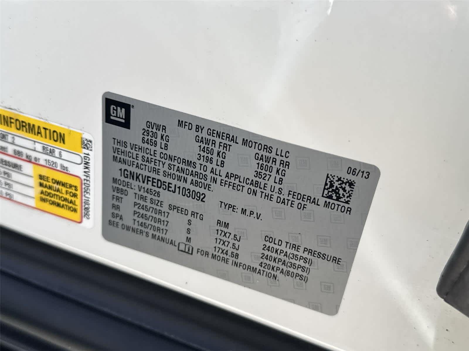 Thumbnail: 2014 Chevrolet Traverse - 32