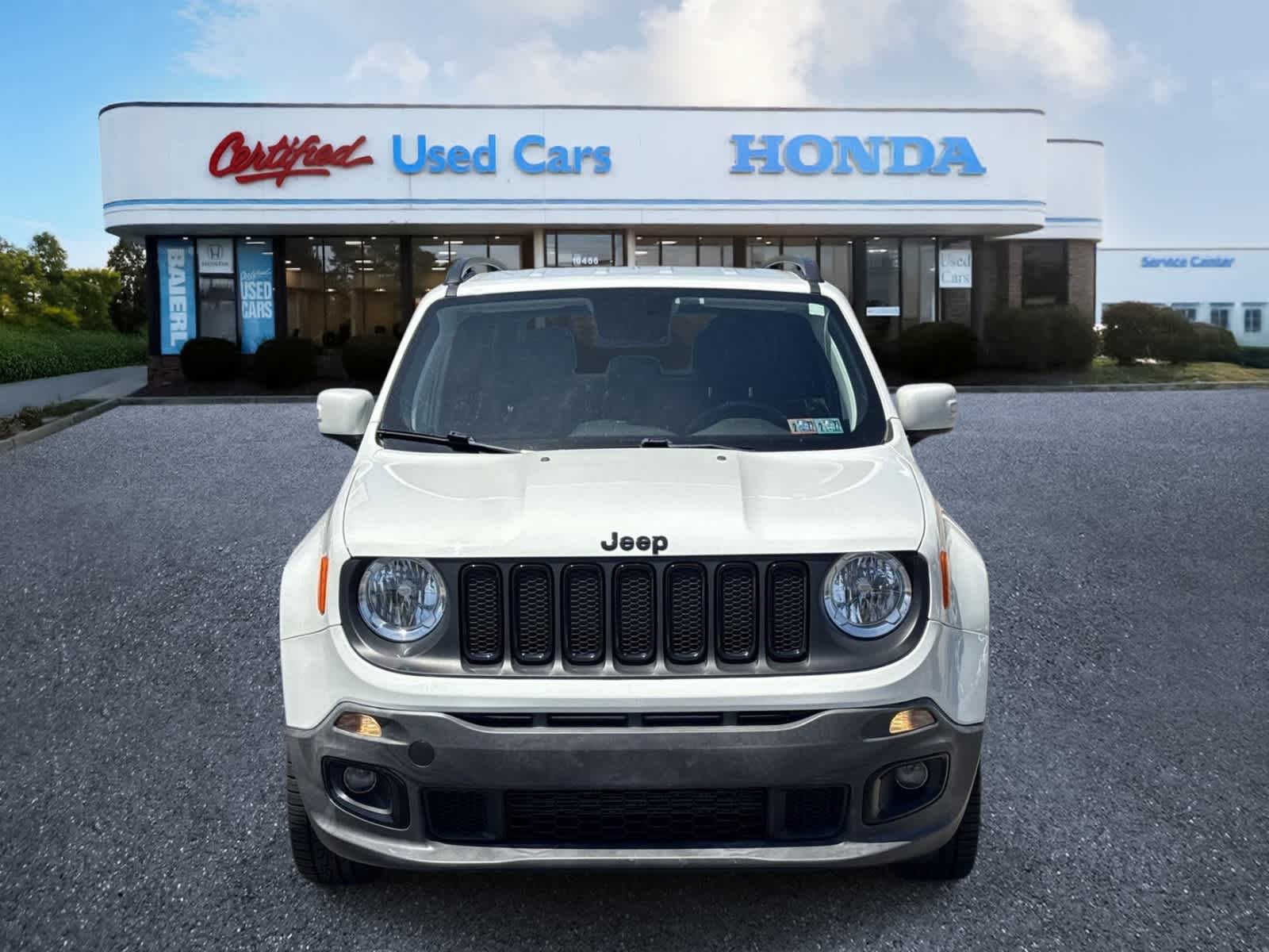 Thumbnail: 2018 Jeep Renegade - 8