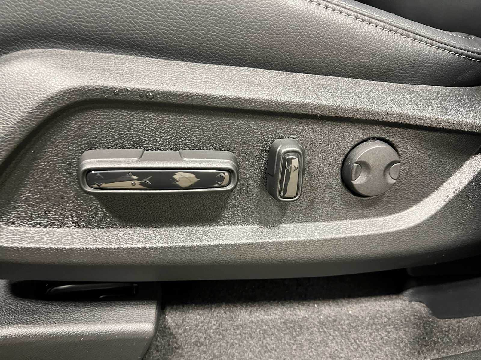 Thumbnail: 2025 Honda Pilot - 16