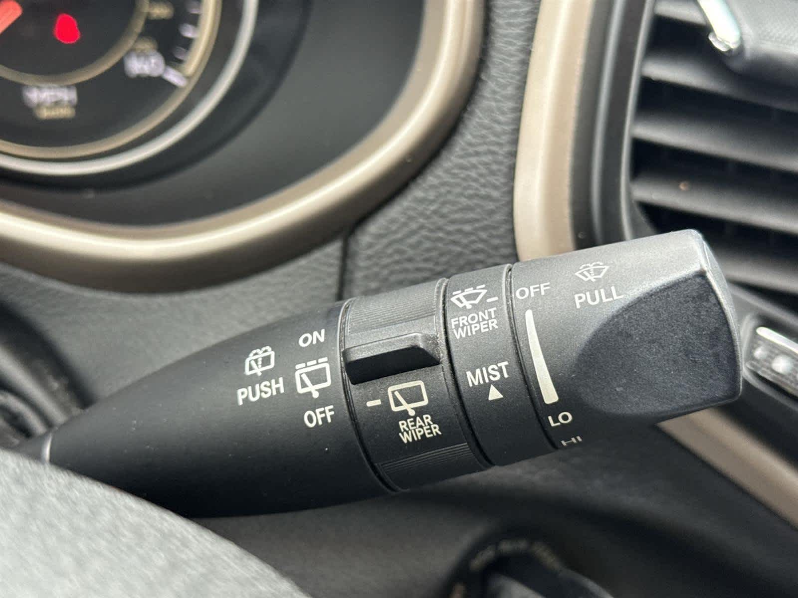 Thumbnail: 2014 Jeep Cherokee - 20