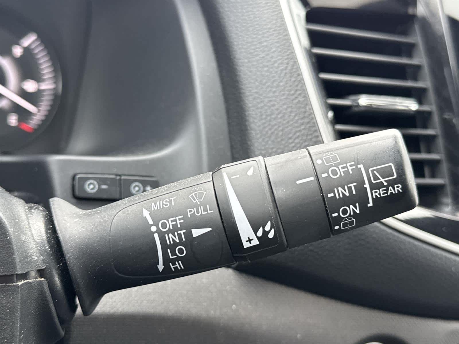 Thumbnail: 2022 Honda Passport - 22