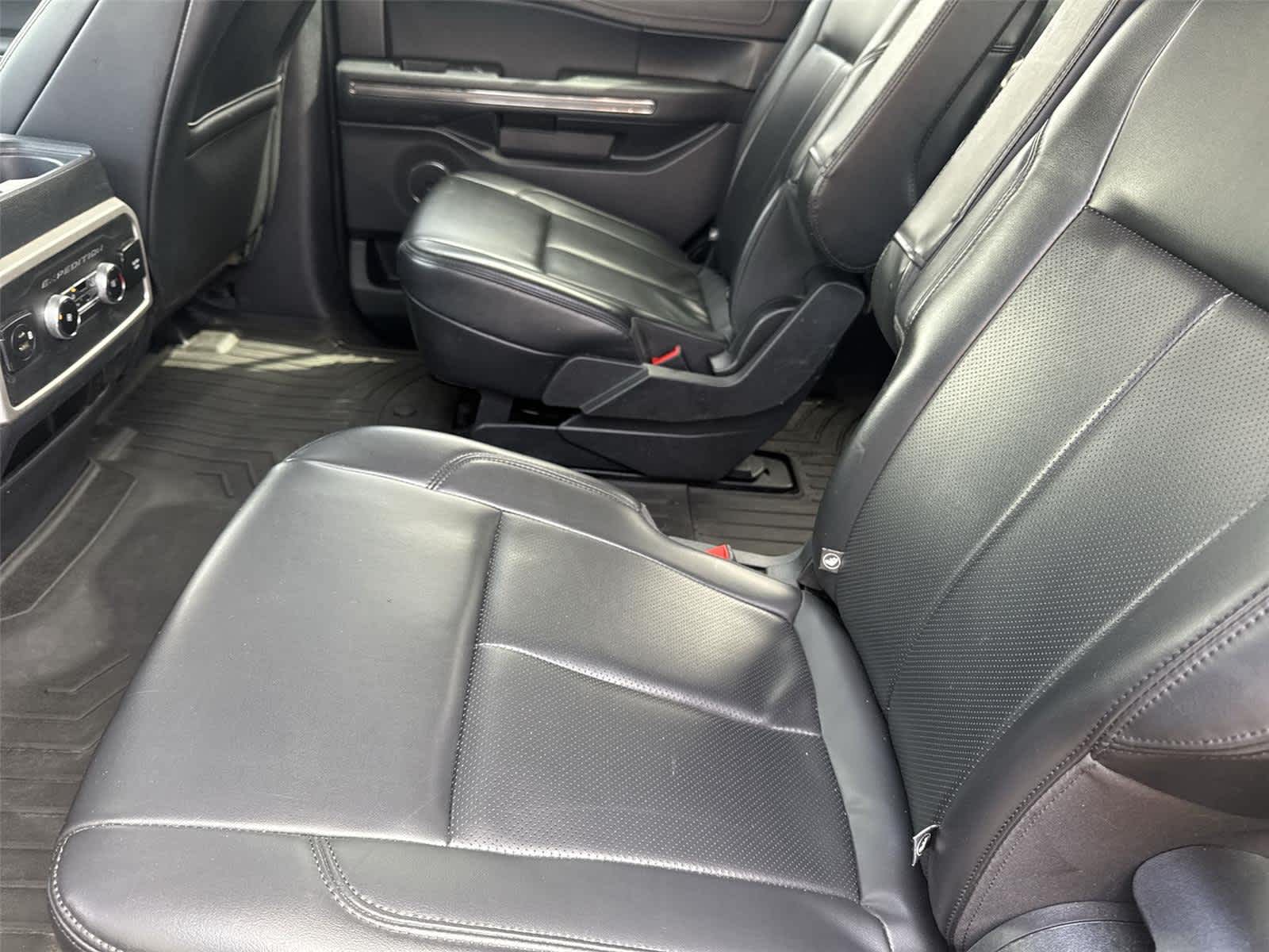 2022 Ford Expedition XLT - Photo 13